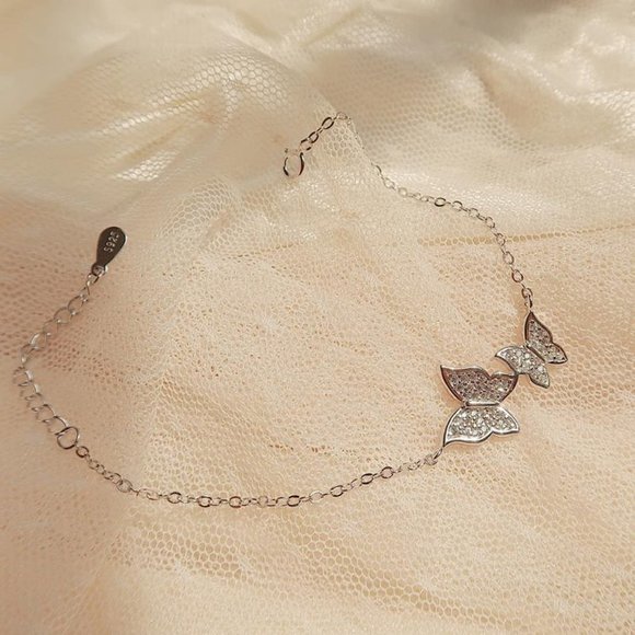 NEW 925 Sterling Silver Diamond Butterfly Bracelet - Picture 5 of 5